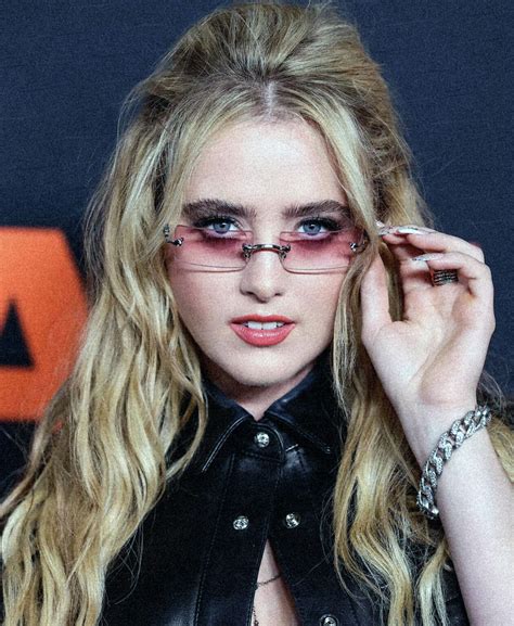 Kathryn Newton Nude LEAKED Pics and Porn